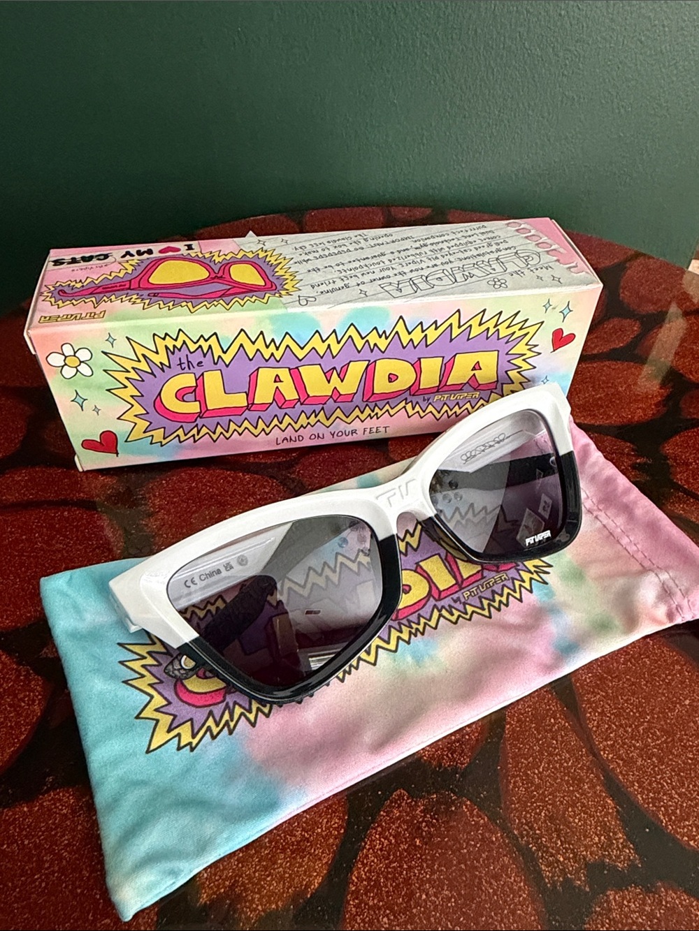 Pit Viper Clawdia - White & Black Cat-Eye Sunglasses